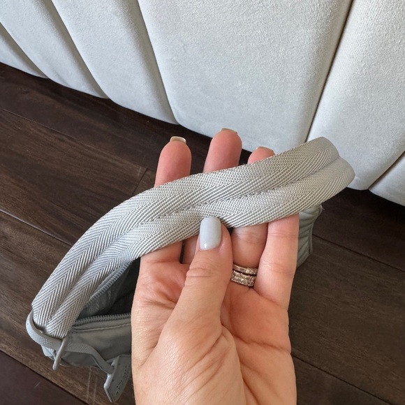 Prada Tessuto Re-edition 2000 in Fiordaliso - Picture 8 of 9